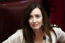  Villarruel en el día de la Bandera: «nadie más peleado con los valores de Belgrano que Adorni"